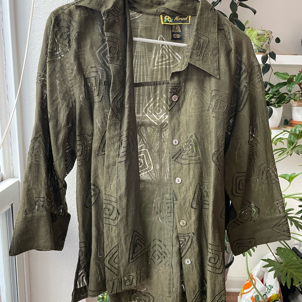 size L vintage aztec layering shirt